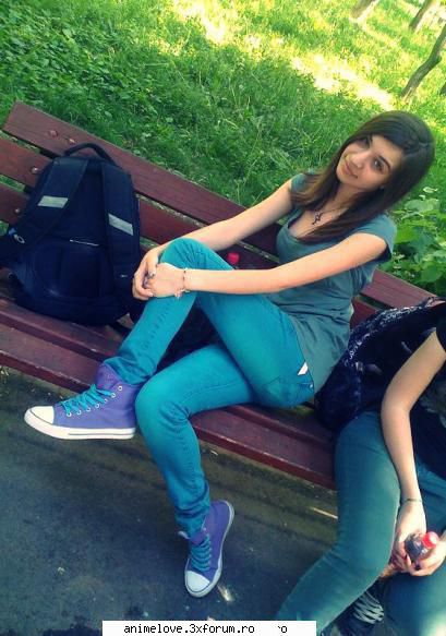 imagini cu noi - nu am poze pe laptop aici dar pot lua dupa - ღAbout youღ